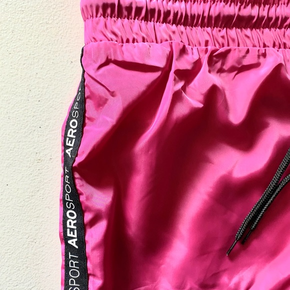 AeroSport Medium Pink Shorts - Picture 5 of 8